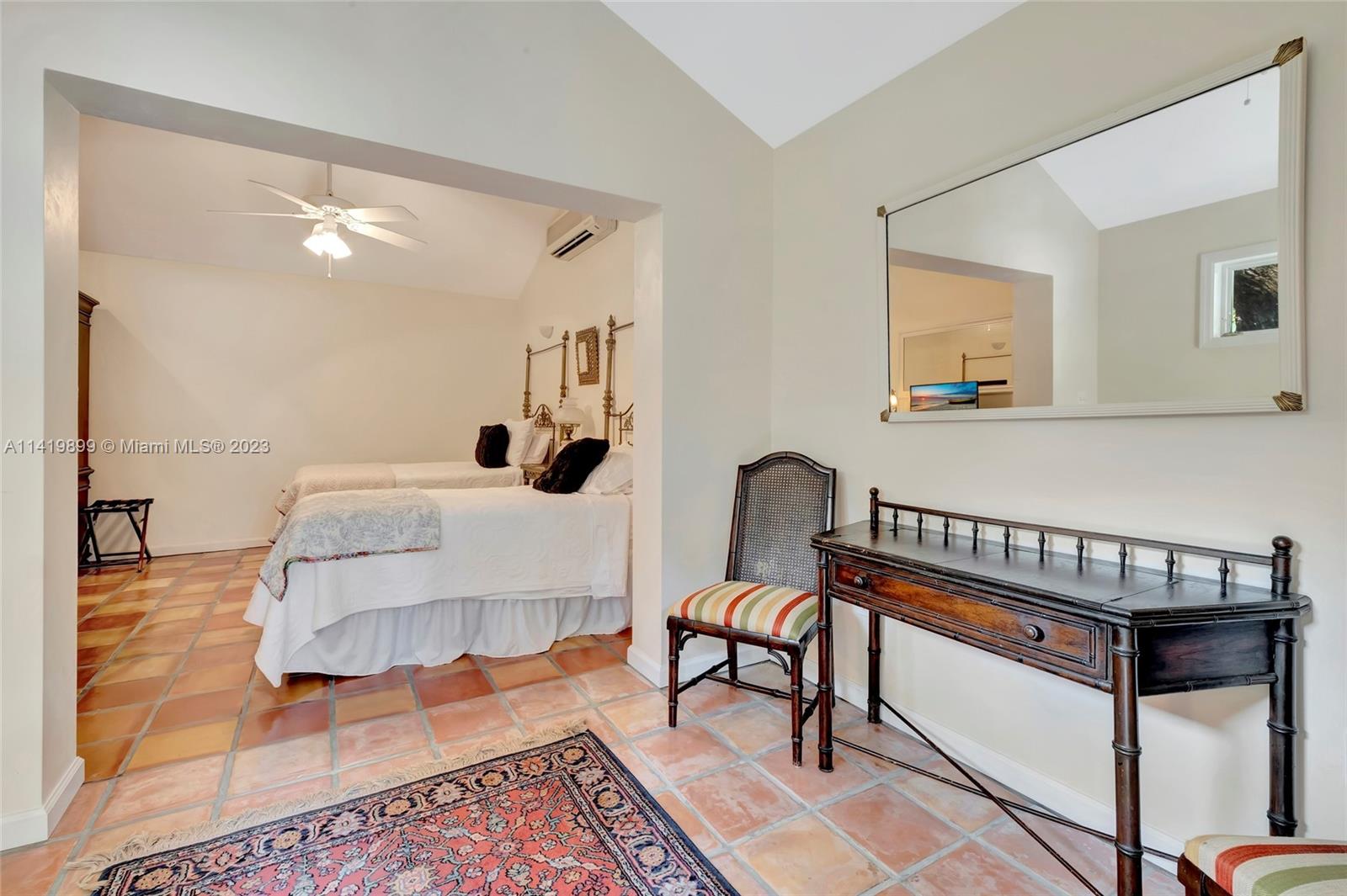 Oak Shadow - Residential