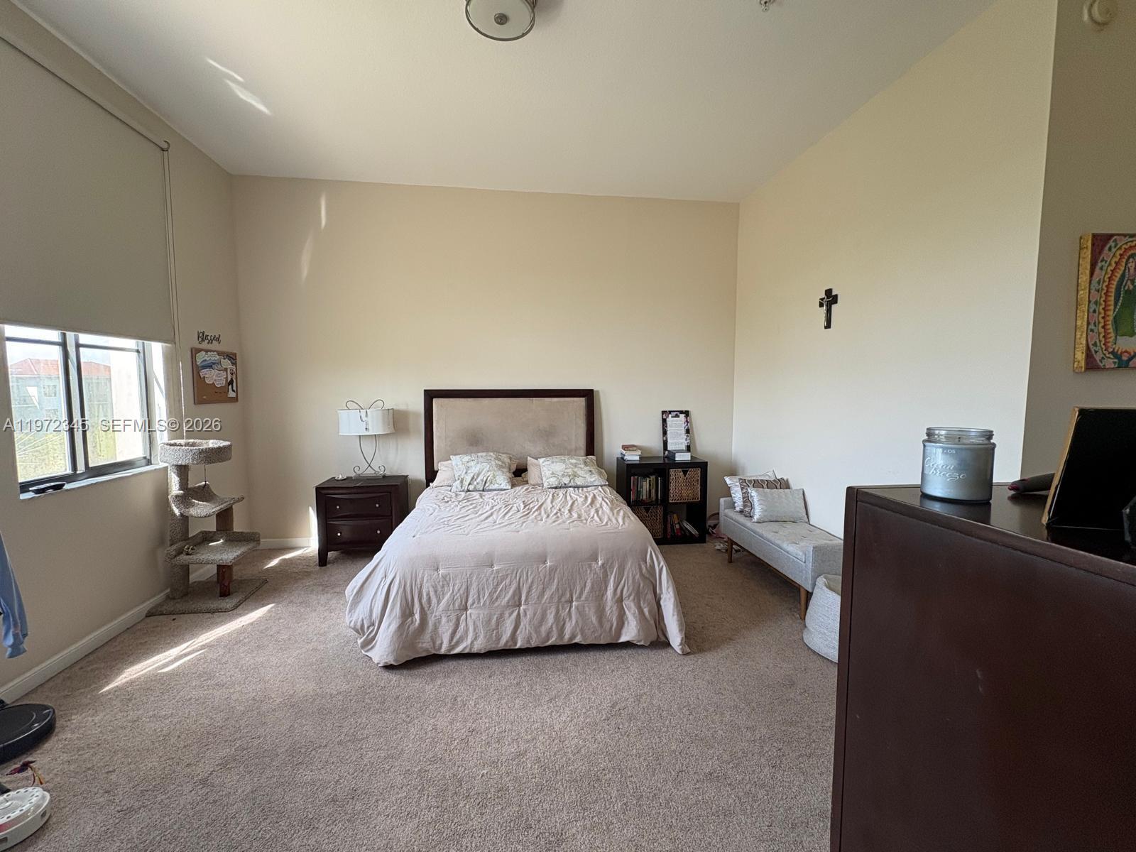 VILLA ALHAMBRA CONDO - Residential