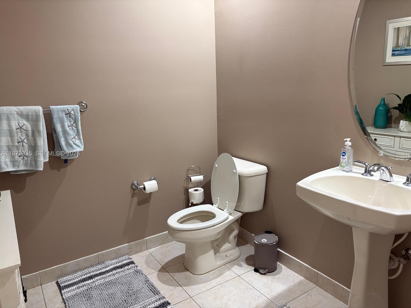 VILLA ALHAMBRA CONDO - Residential