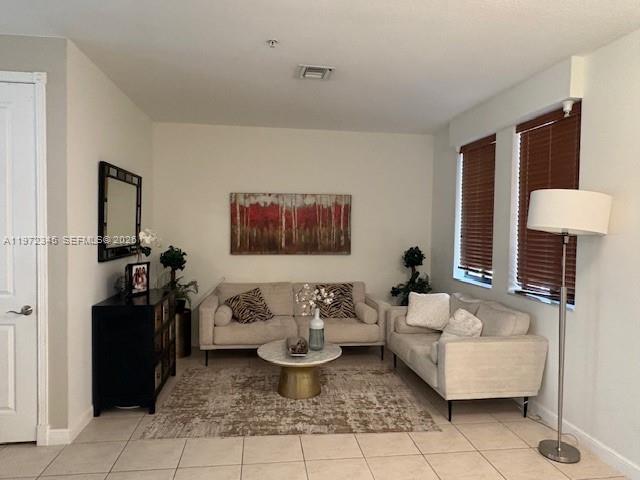VILLA ALHAMBRA CONDO - Residential