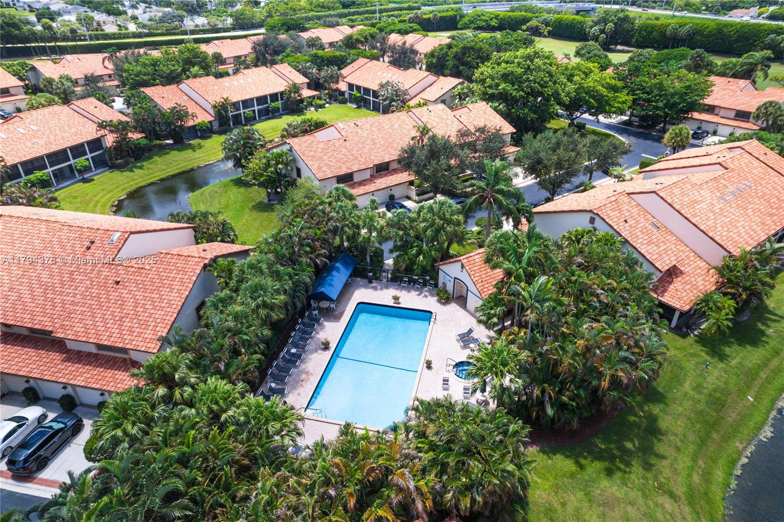 LA MIRADA AT BOCA POINTE - Residential