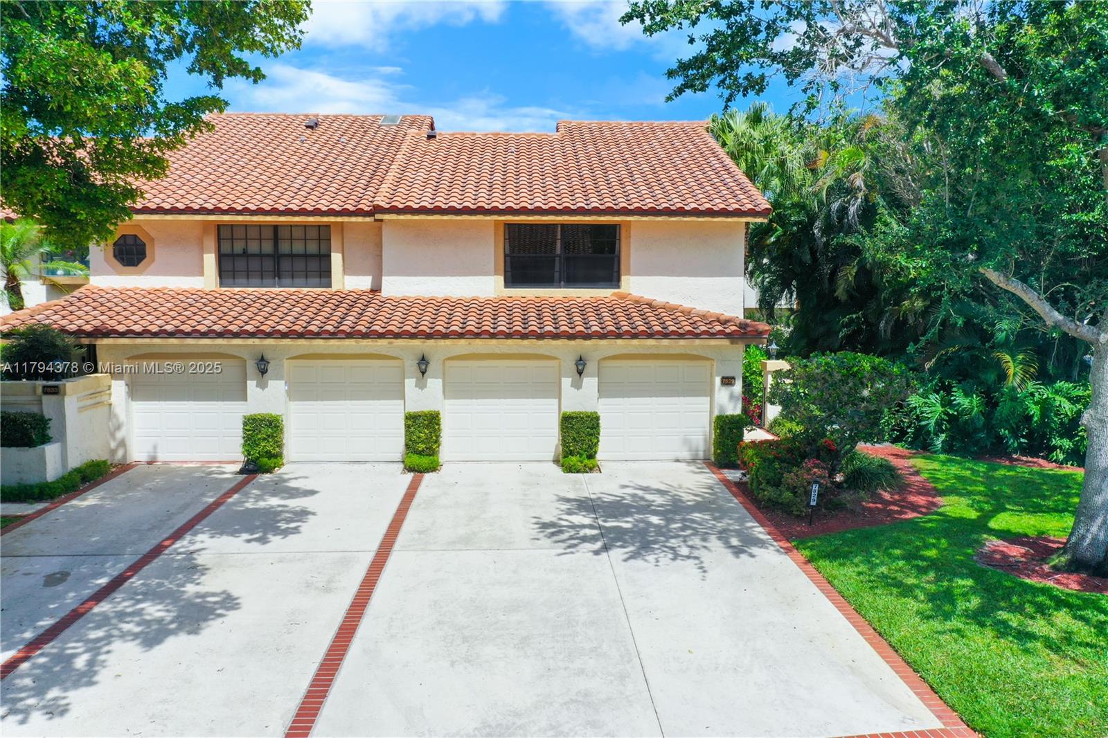 LA MIRADA AT BOCA POINTE - Residential
