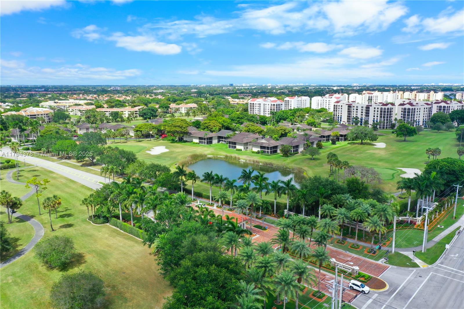 LA MIRADA AT BOCA POINTE - Residential