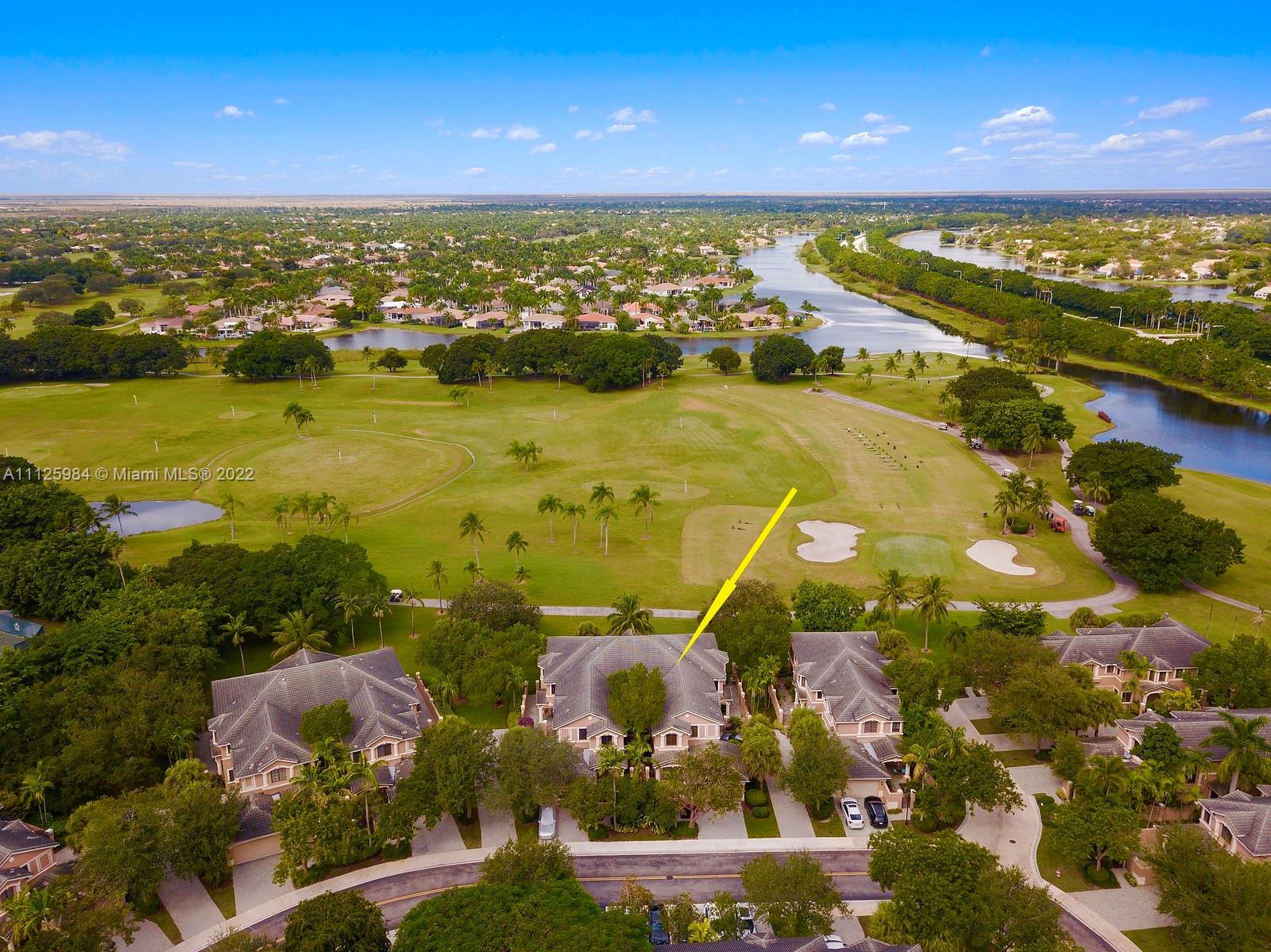 COURTSIDE AT WESTON HILLS - Residential