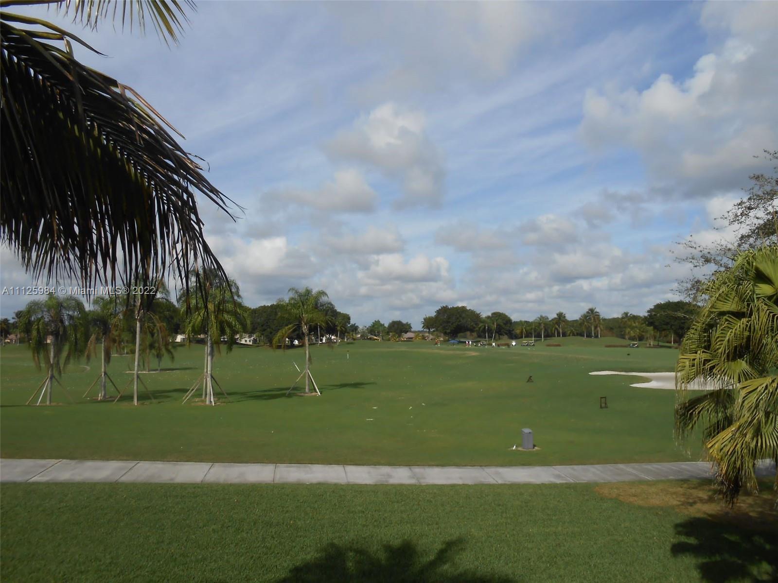 COURTSIDE AT WESTON HILLS - Residential