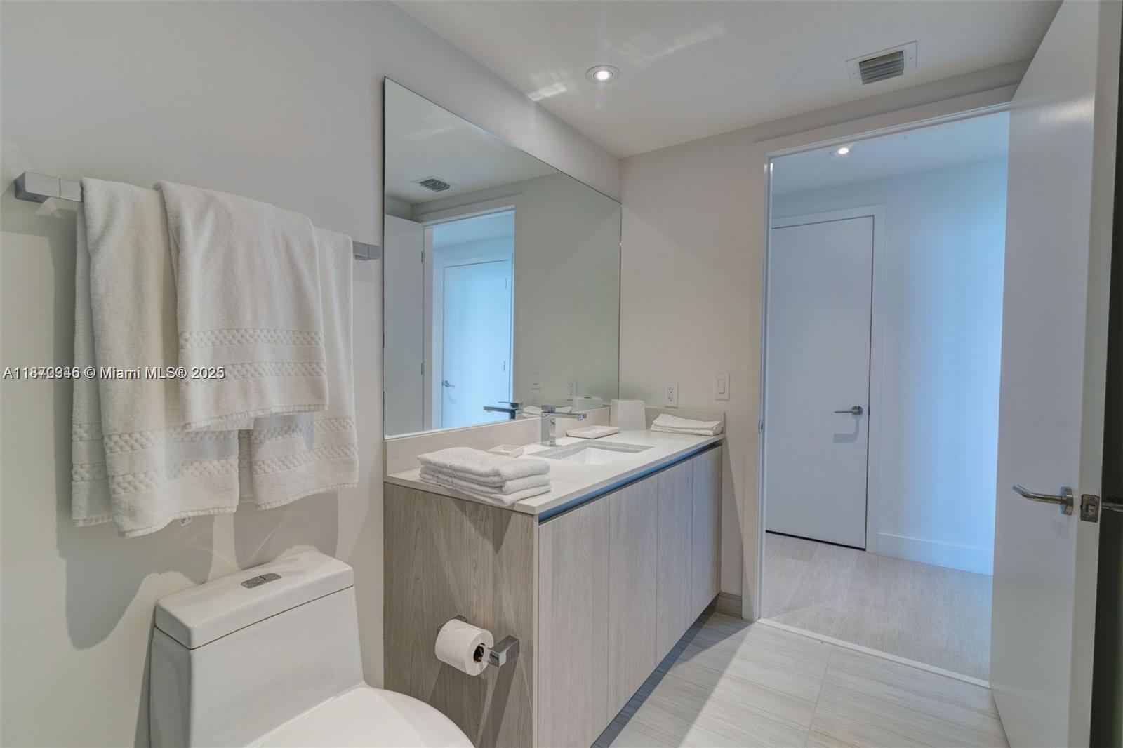 4010 SOUTH OCEAN CONDO - Residential