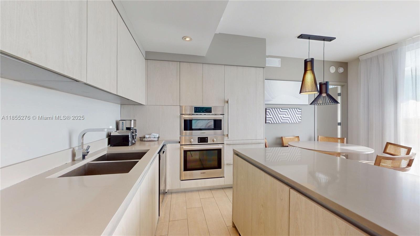 4010 S Ocean Dr R1004