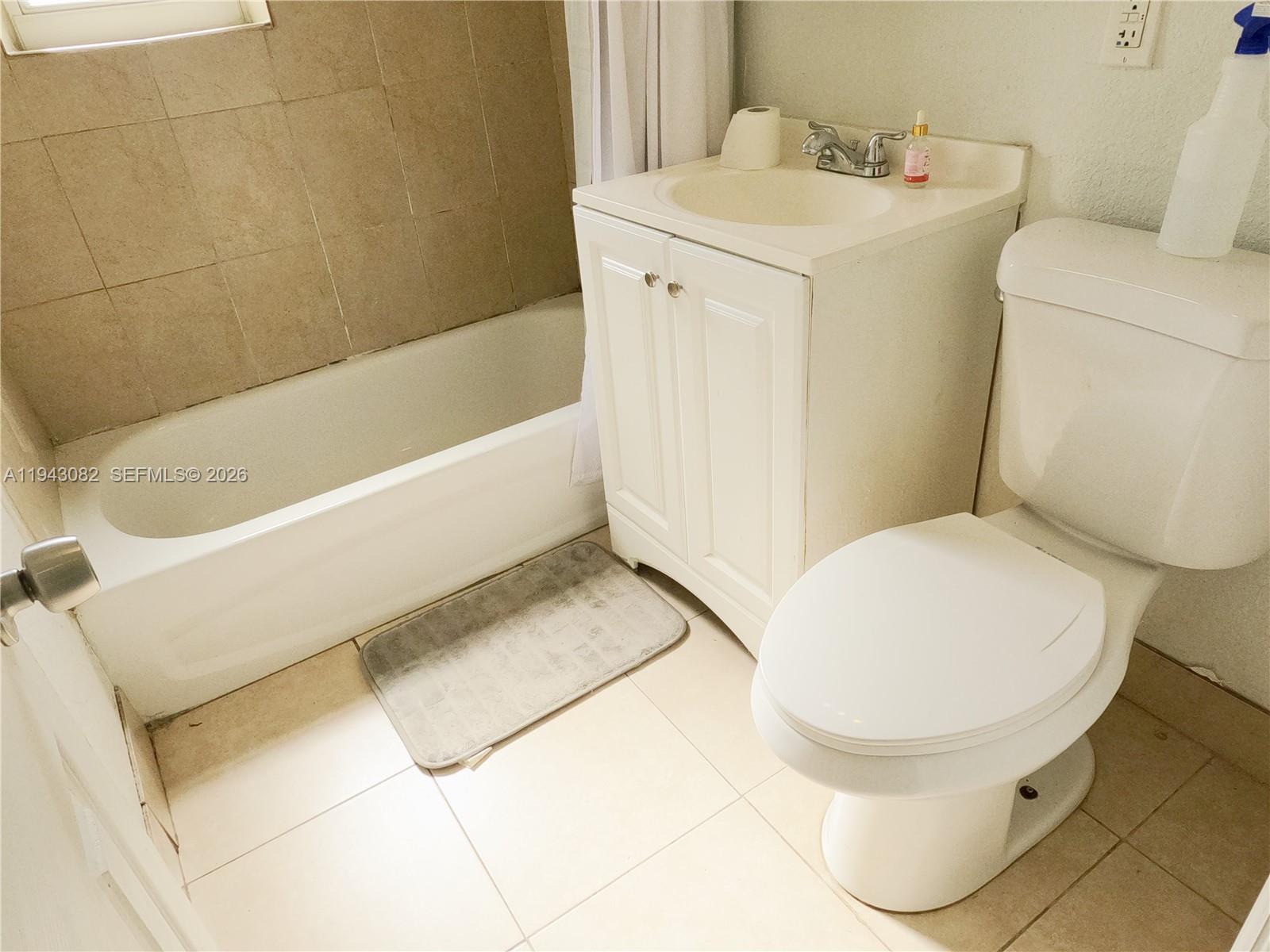 ROSEHAVEN - Residential Lease