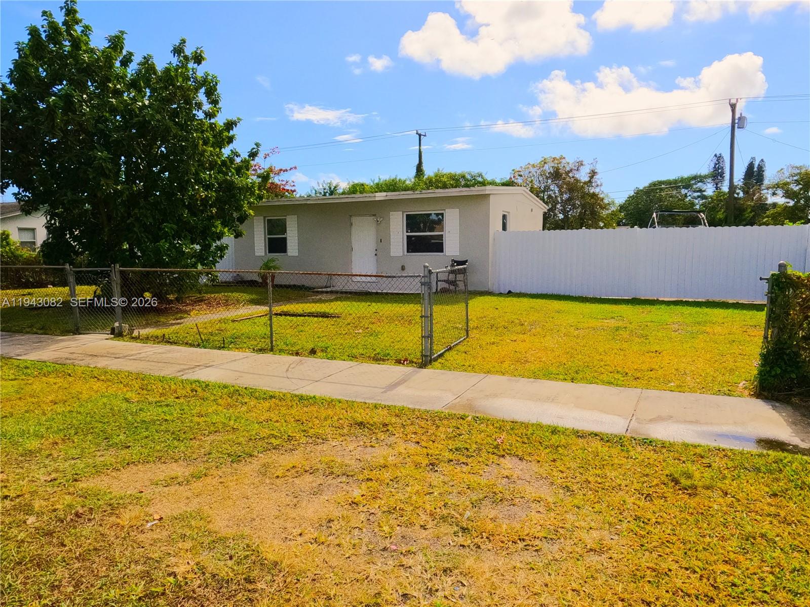 ROSEHAVEN - Residential Lease