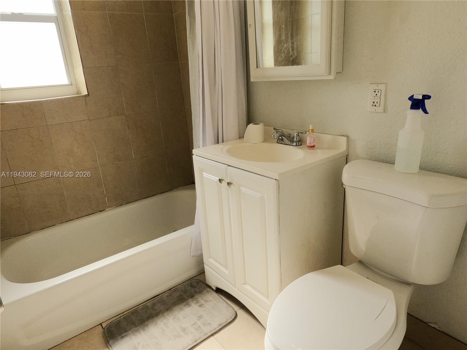 ROSEHAVEN - Residential Lease