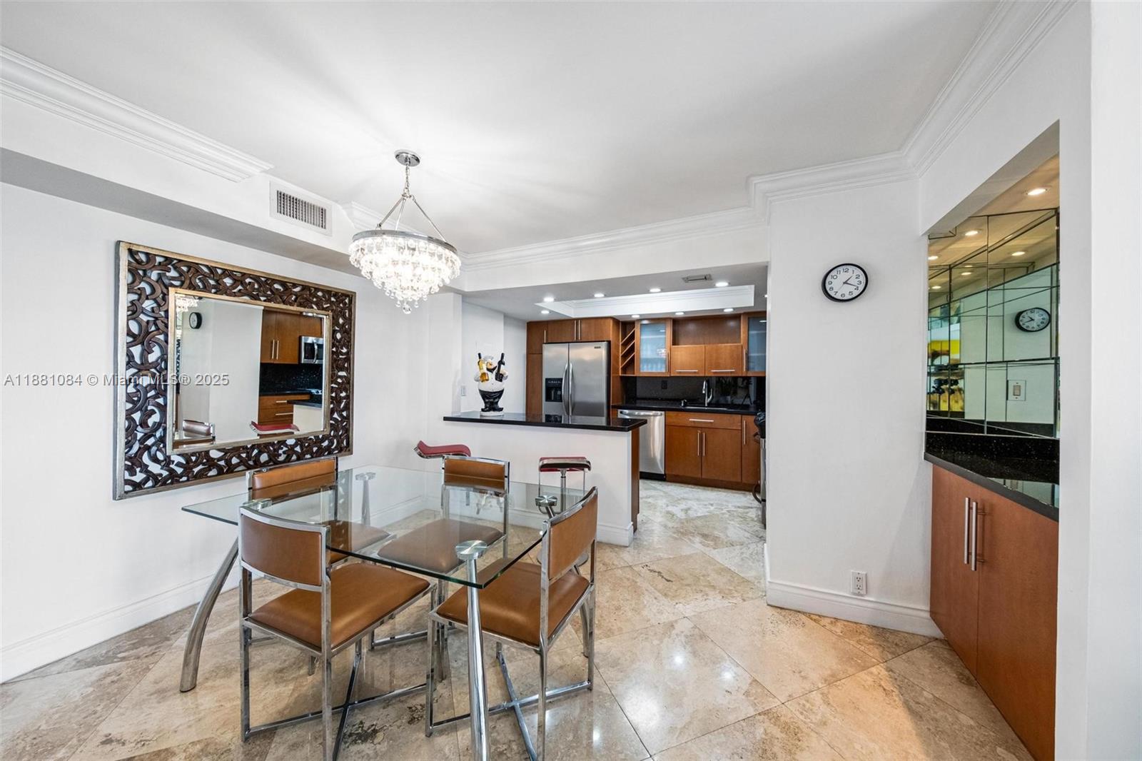 THE TOWERS OF QUAYSIDE CO - Residential