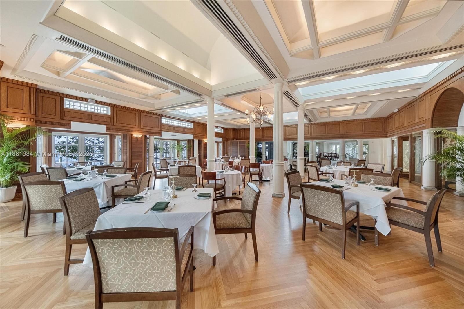 THE TOWERS OF QUAYSIDE CO - Residential