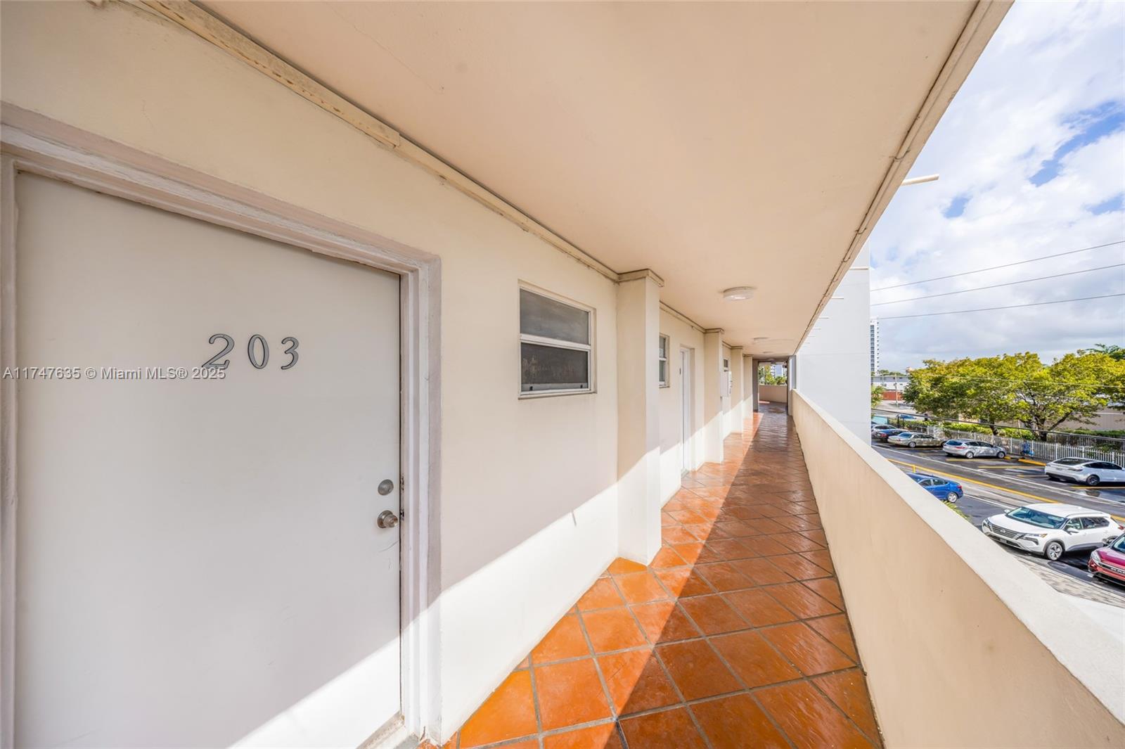 7904 West Dr 203