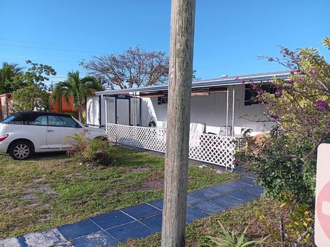 Mobile Home in Hallandale Beach FL 358 Maple St St.jpg
