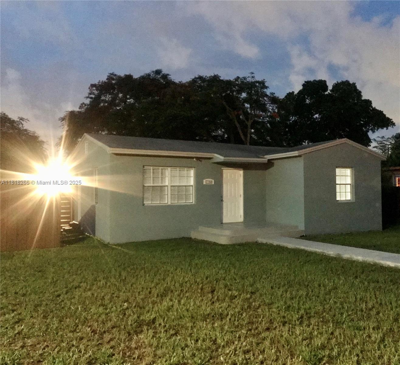1185 Nw 125th St, North Miami, Miami-Dade County, Florida - 2 Bedrooms  
1 Bathrooms - 