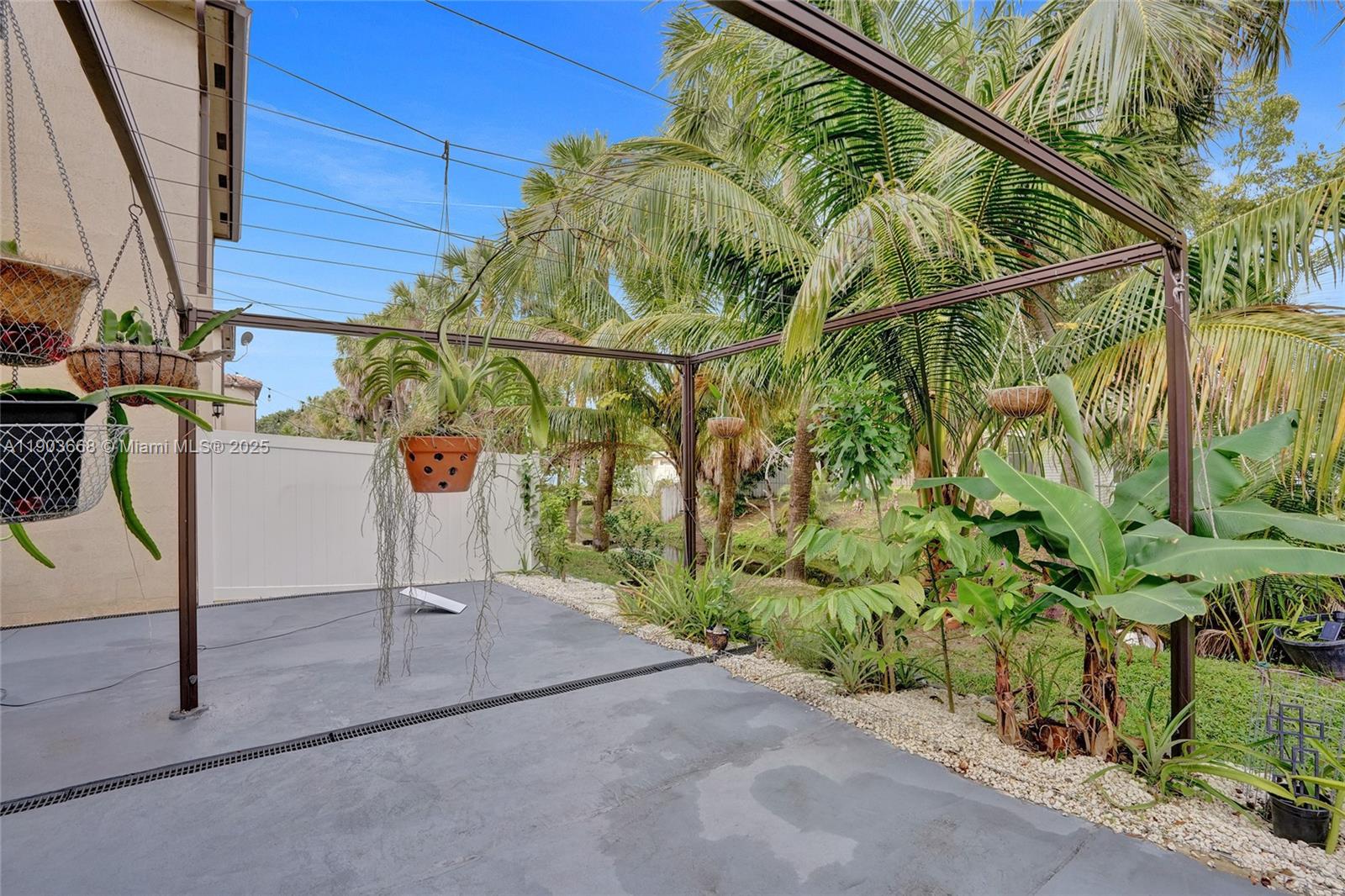 SABAL PALM BY PRESTIGE - Residential