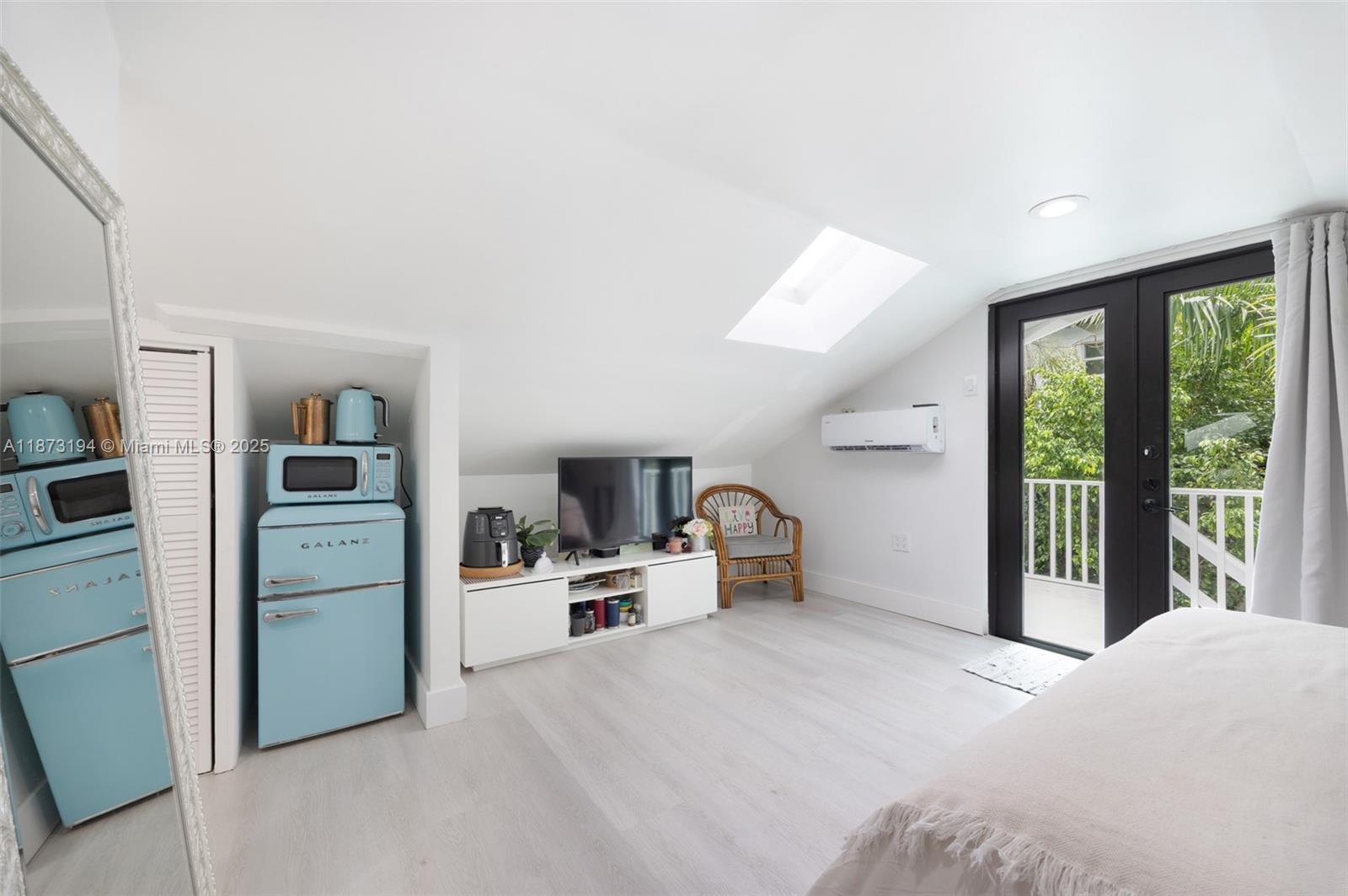 PARK MANOR - Residential