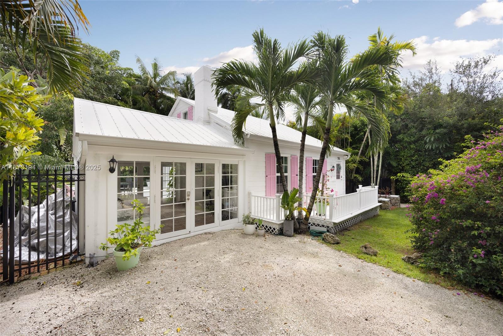 PARK MANOR - Residential