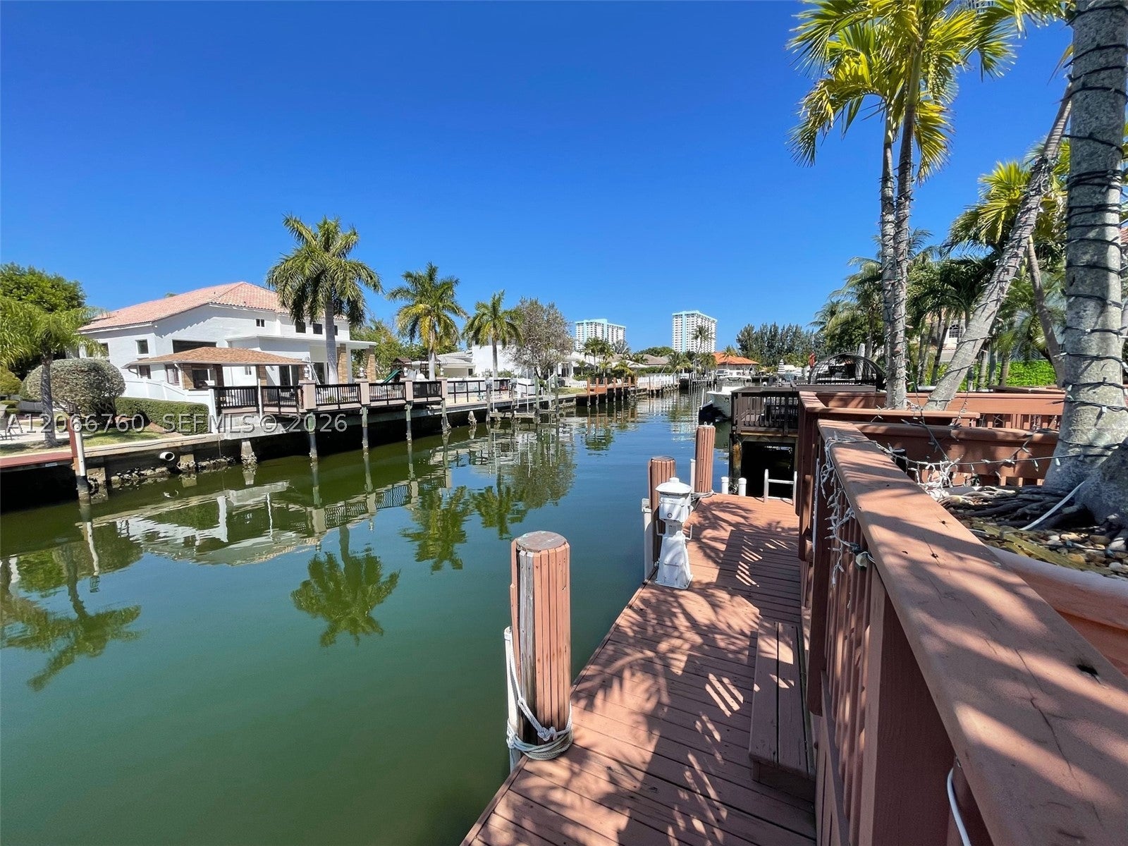 891 Captiva Dr
