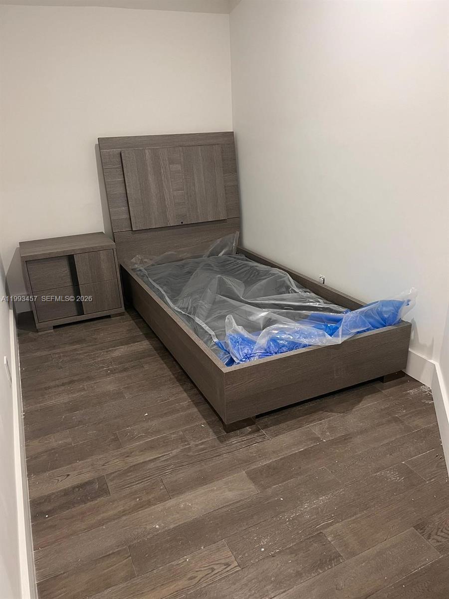 BEACH CLUB VILLAS CONDO - Residential