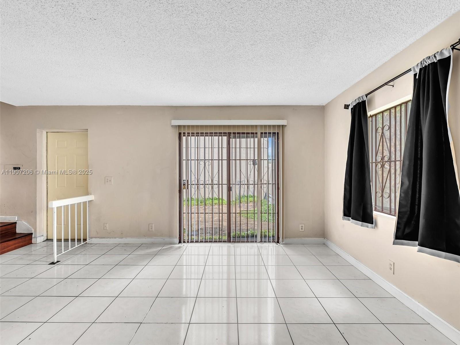 HABITAT II CONDO - Residential Lease