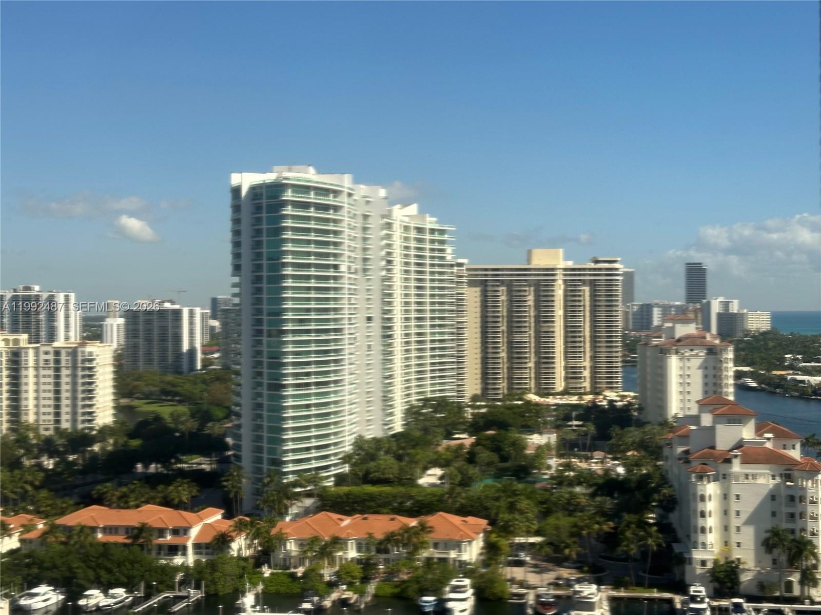 TURNBERRY ISLE SOUTH COND - Residential