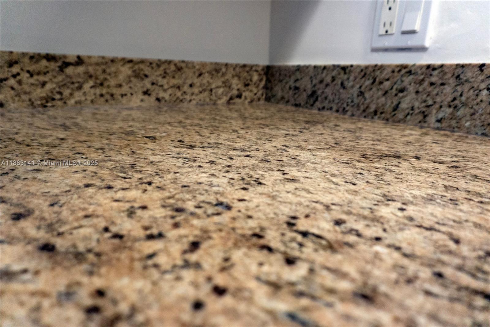 POINSETTIA HEIGHTS RIVER - Residential Lease