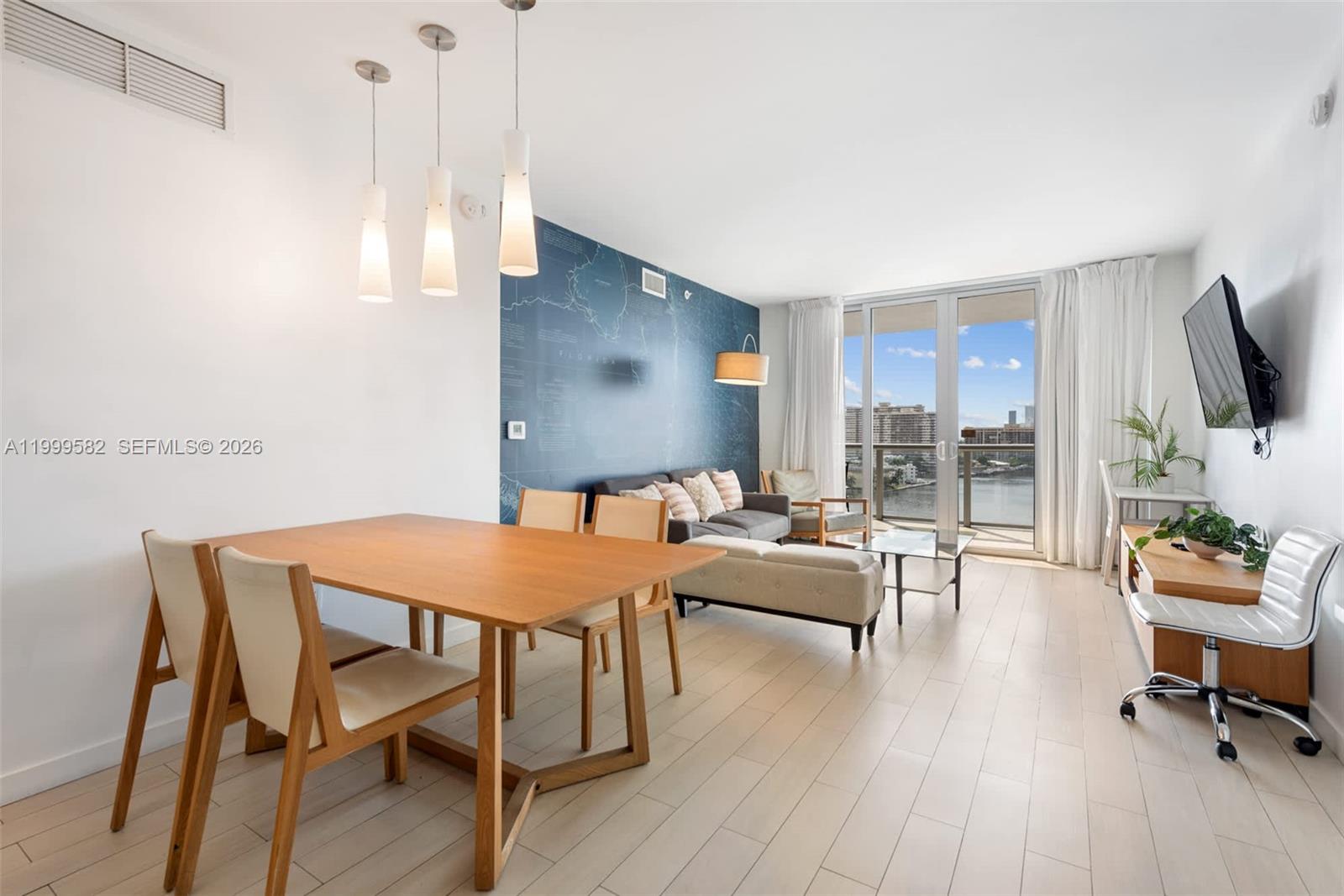 BEACHWALK CONDOMINIUM - Residential