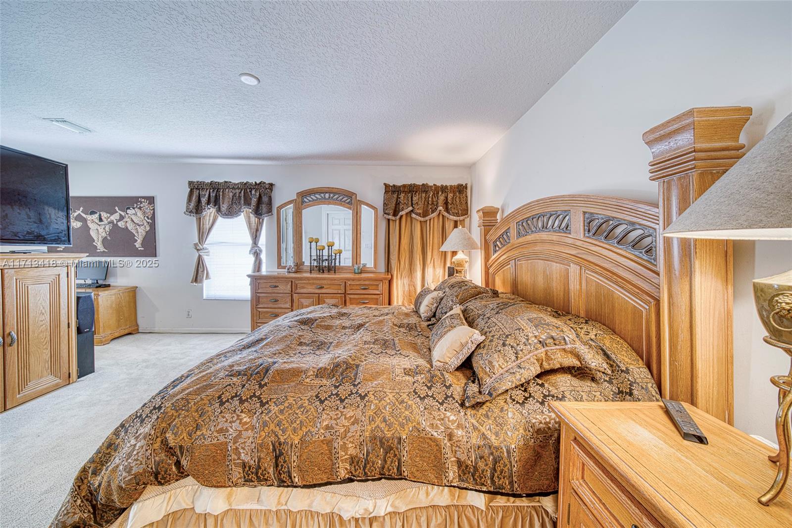 DELRAY LAKES - Residential