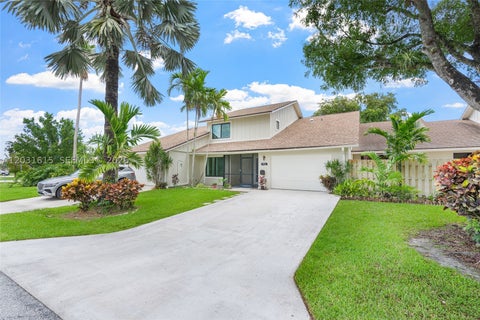 Photo of 11870 Donlin Dr, Wellington, FL 33414 (MLS # A12031615)