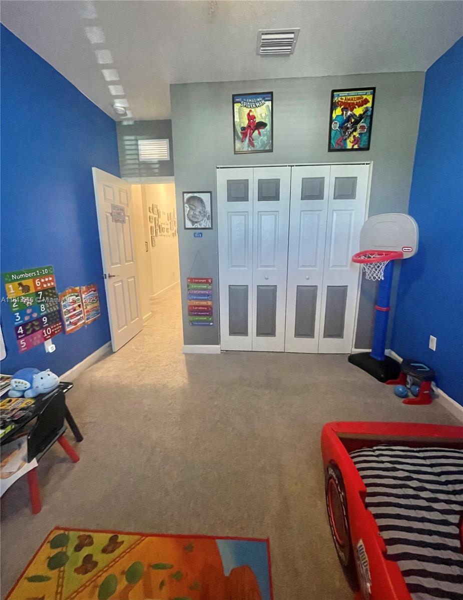 TROTTERS CHASE - Residential