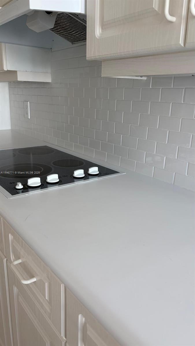 OCEANIA IV CONDO - Residential