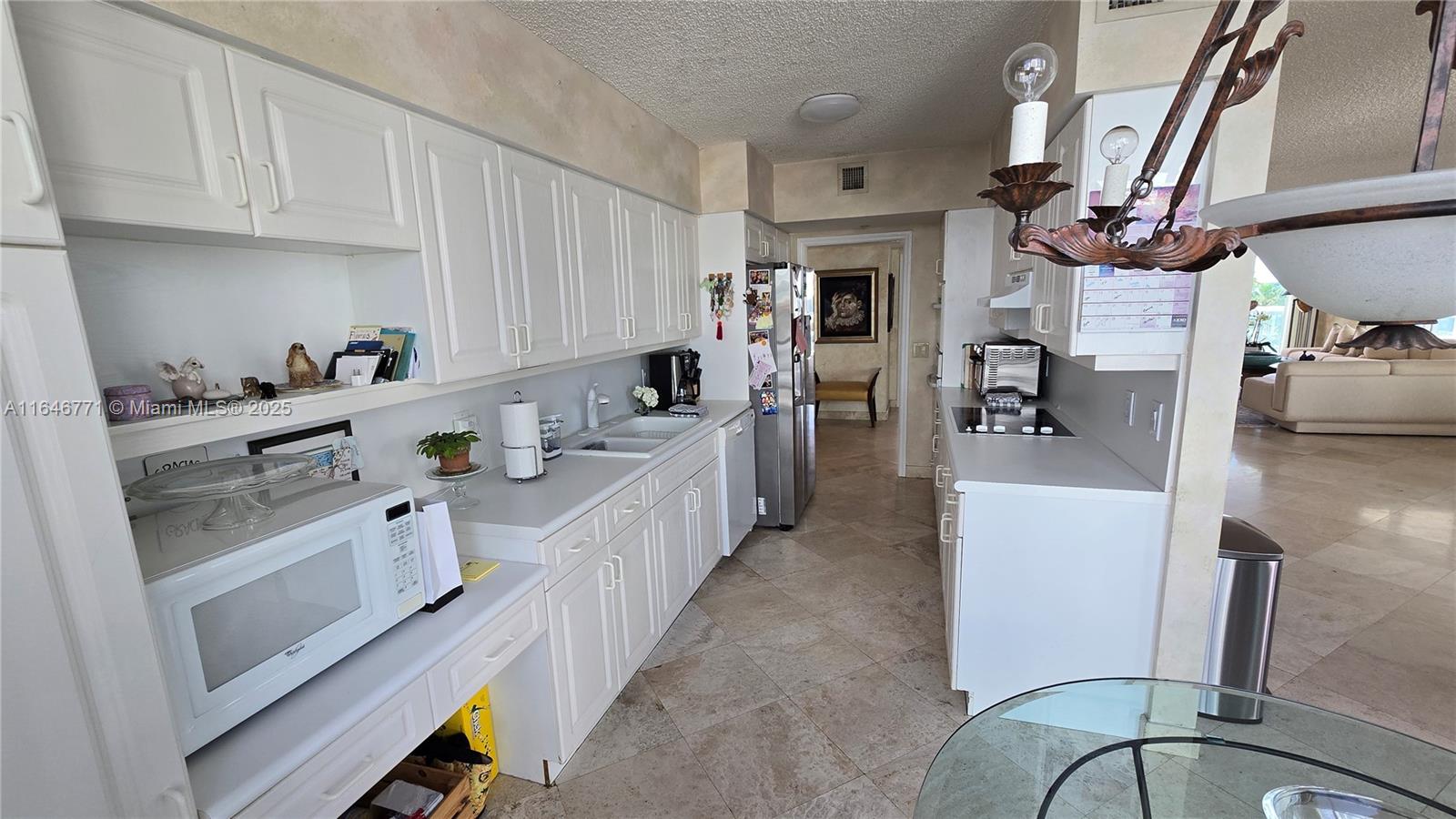 OCEANIA IV CONDO - Residential