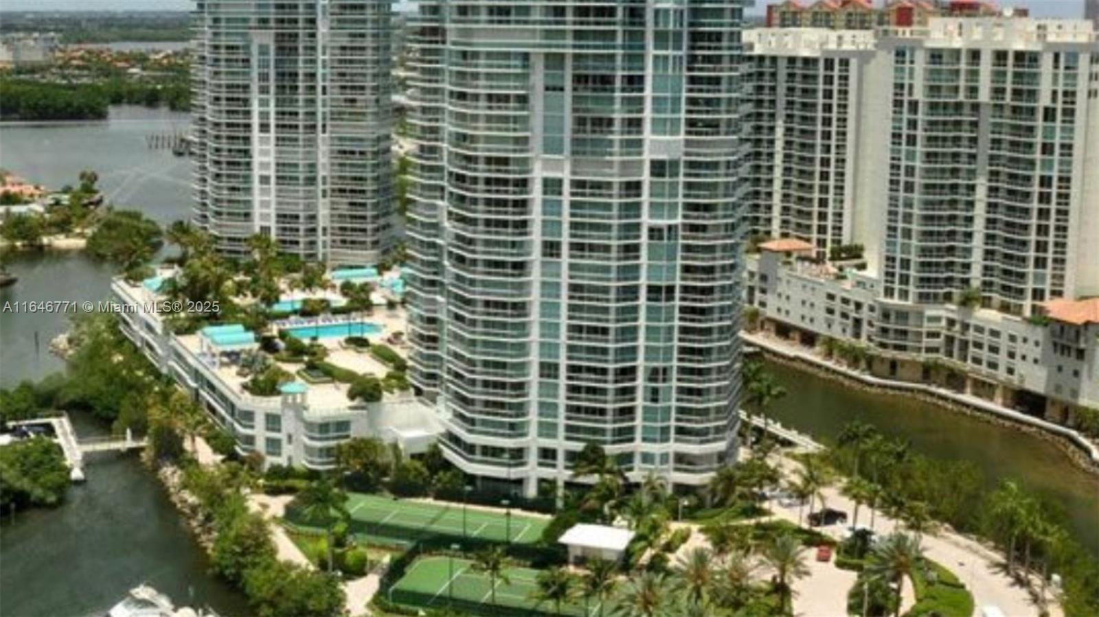 OCEANIA IV CONDO - Residential