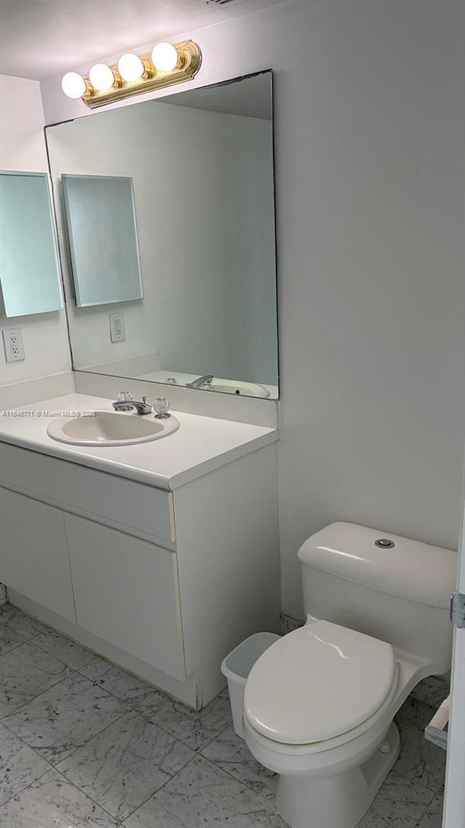 OCEANIA IV CONDO - Residential