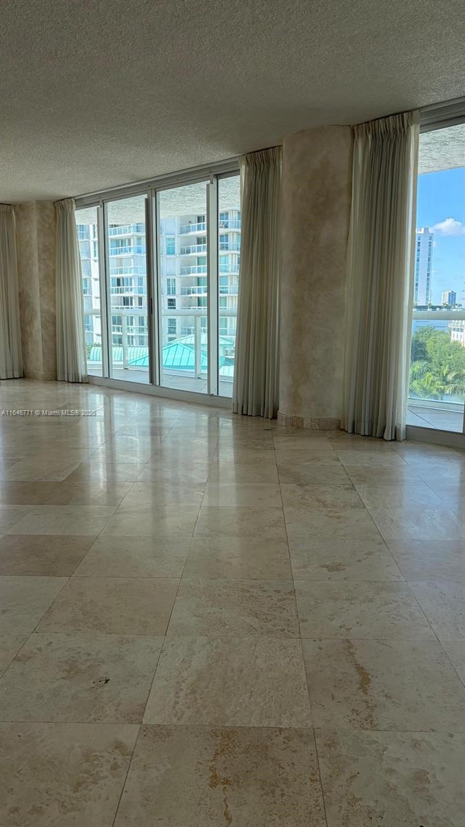 OCEANIA IV CONDO - Residential