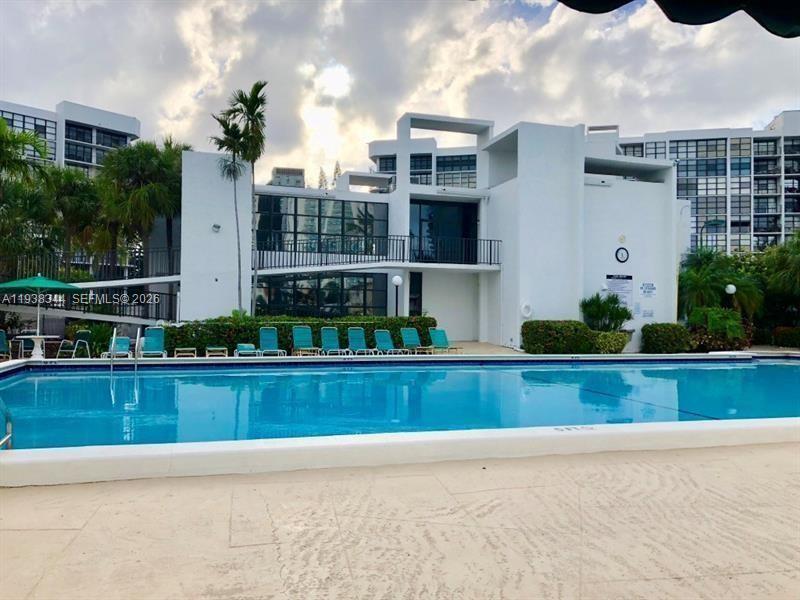 OCEANVIEW PARK CONDO - Residential