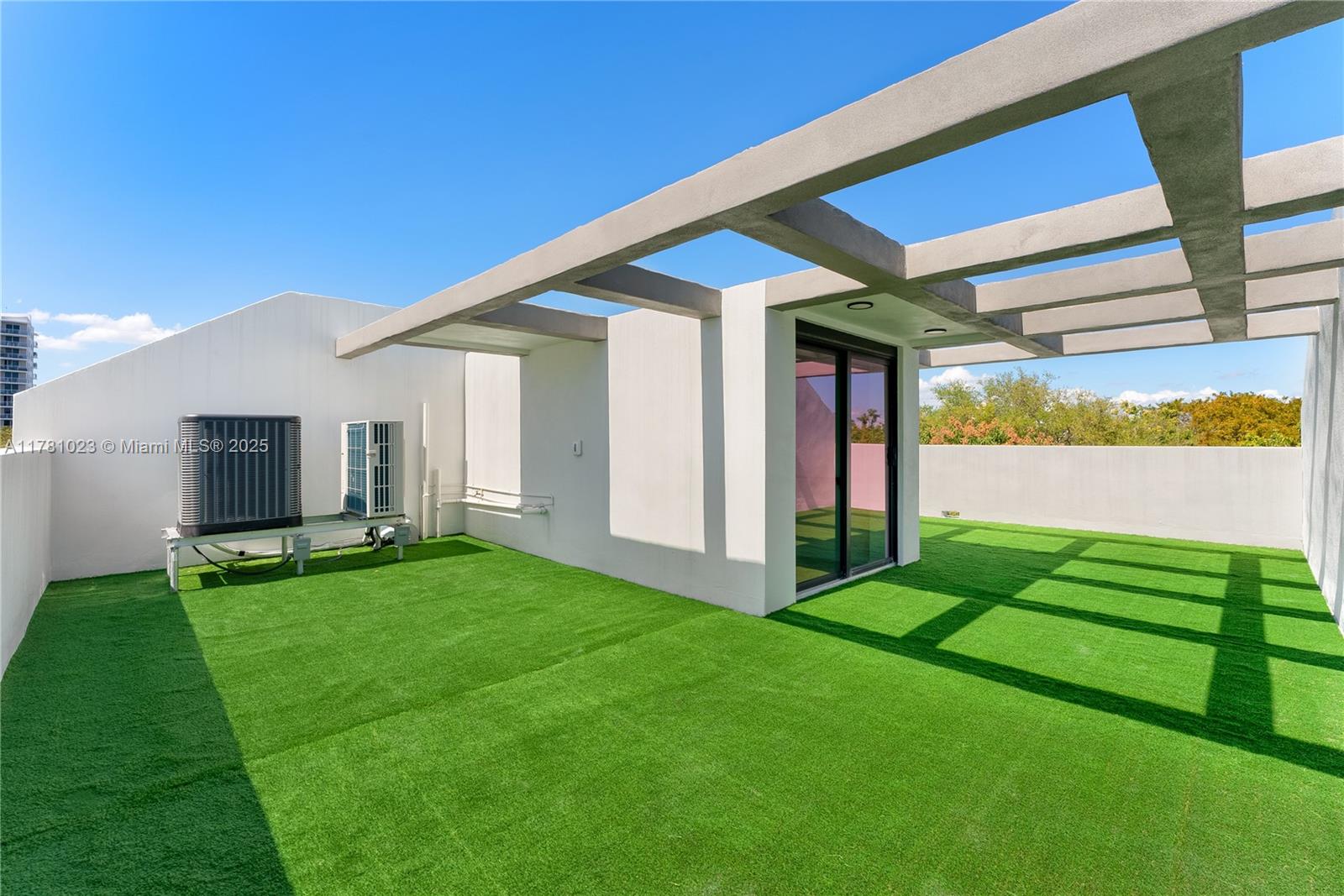 CALIZA - Residential