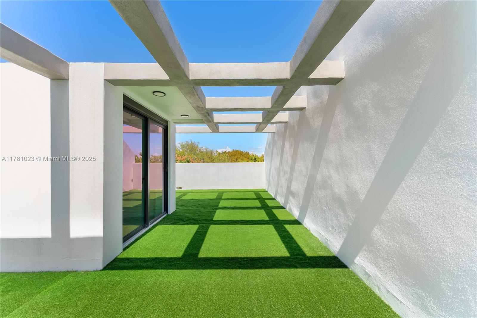 CALIZA - Residential