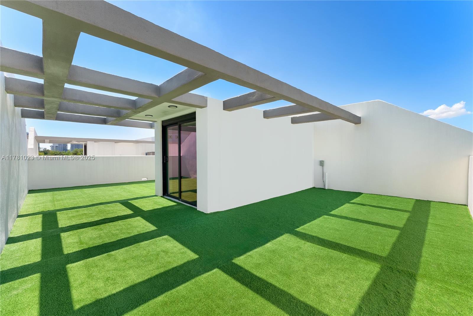 CALIZA - Residential