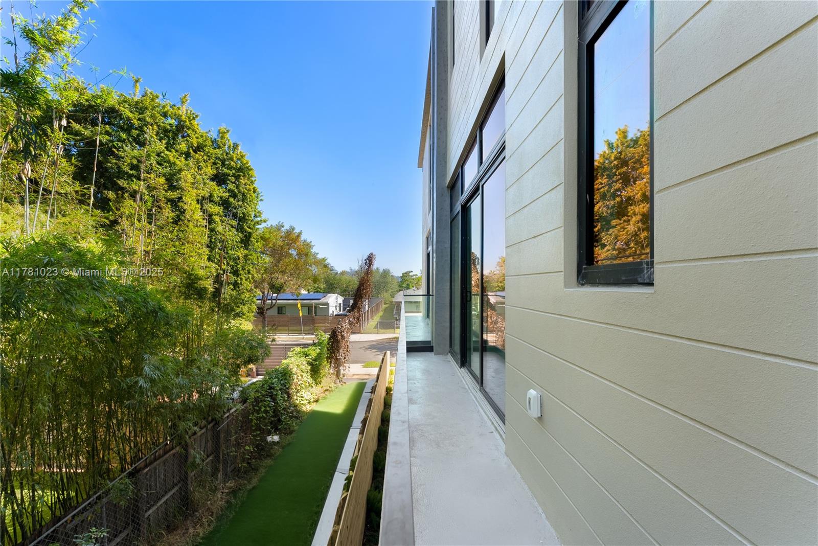 CALIZA - Residential