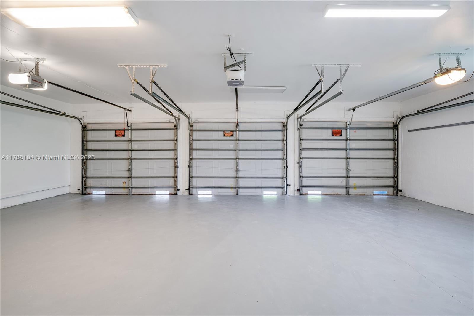 WEITZER KILLIAN PLACE - Residential Lease