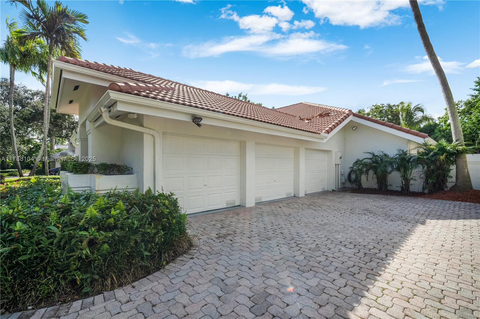 WEITZER KILLIAN PLACE - Residential Lease