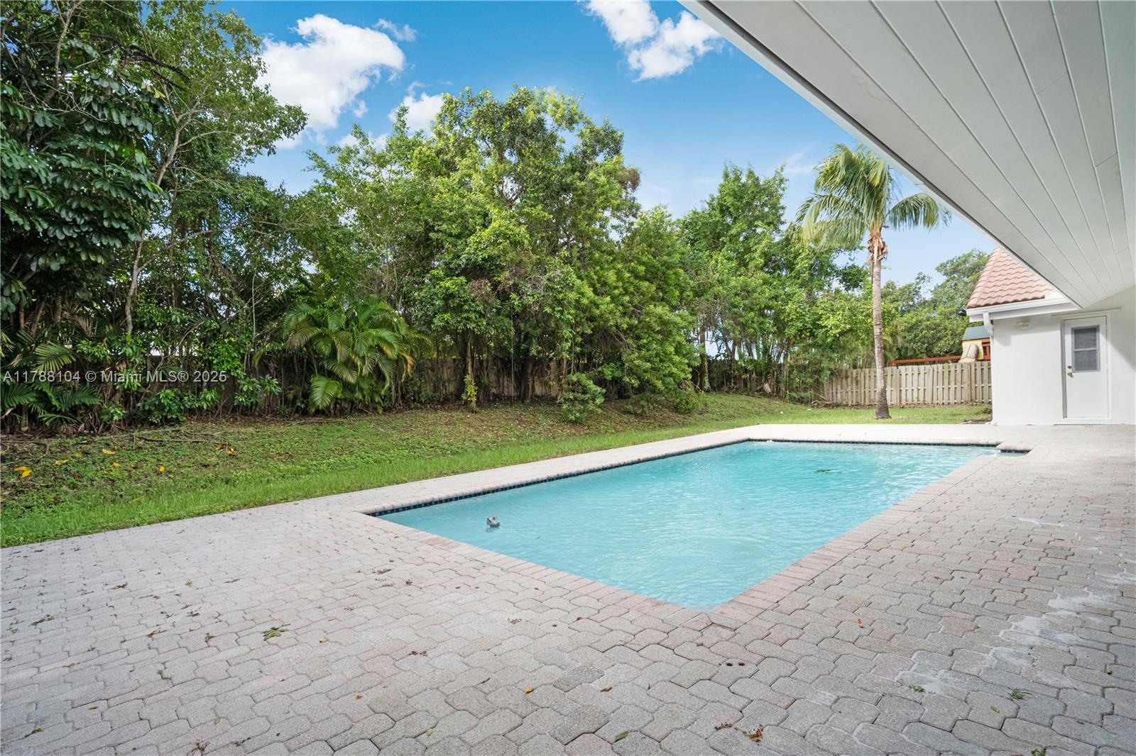 WEITZER KILLIAN PLACE - Residential Lease