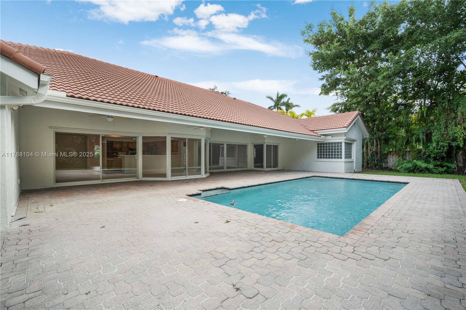 WEITZER KILLIAN PLACE - Residential Lease