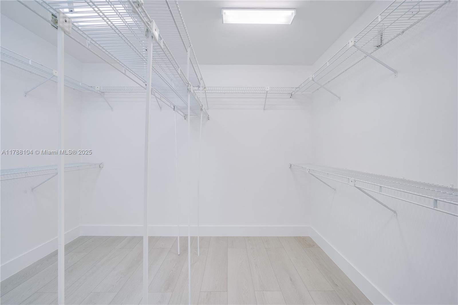 WEITZER KILLIAN PLACE - Residential Lease