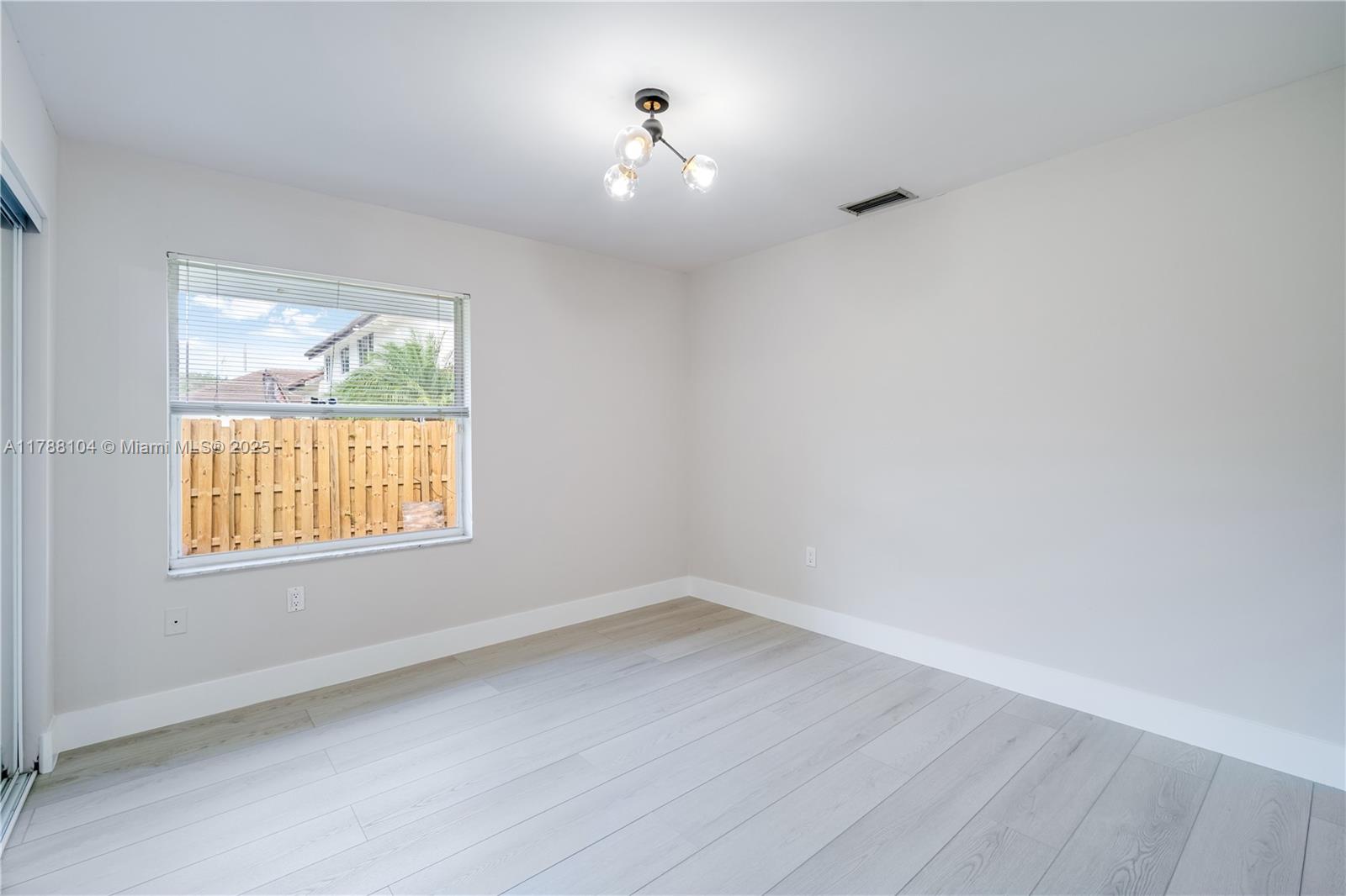 WEITZER KILLIAN PLACE - Residential Lease