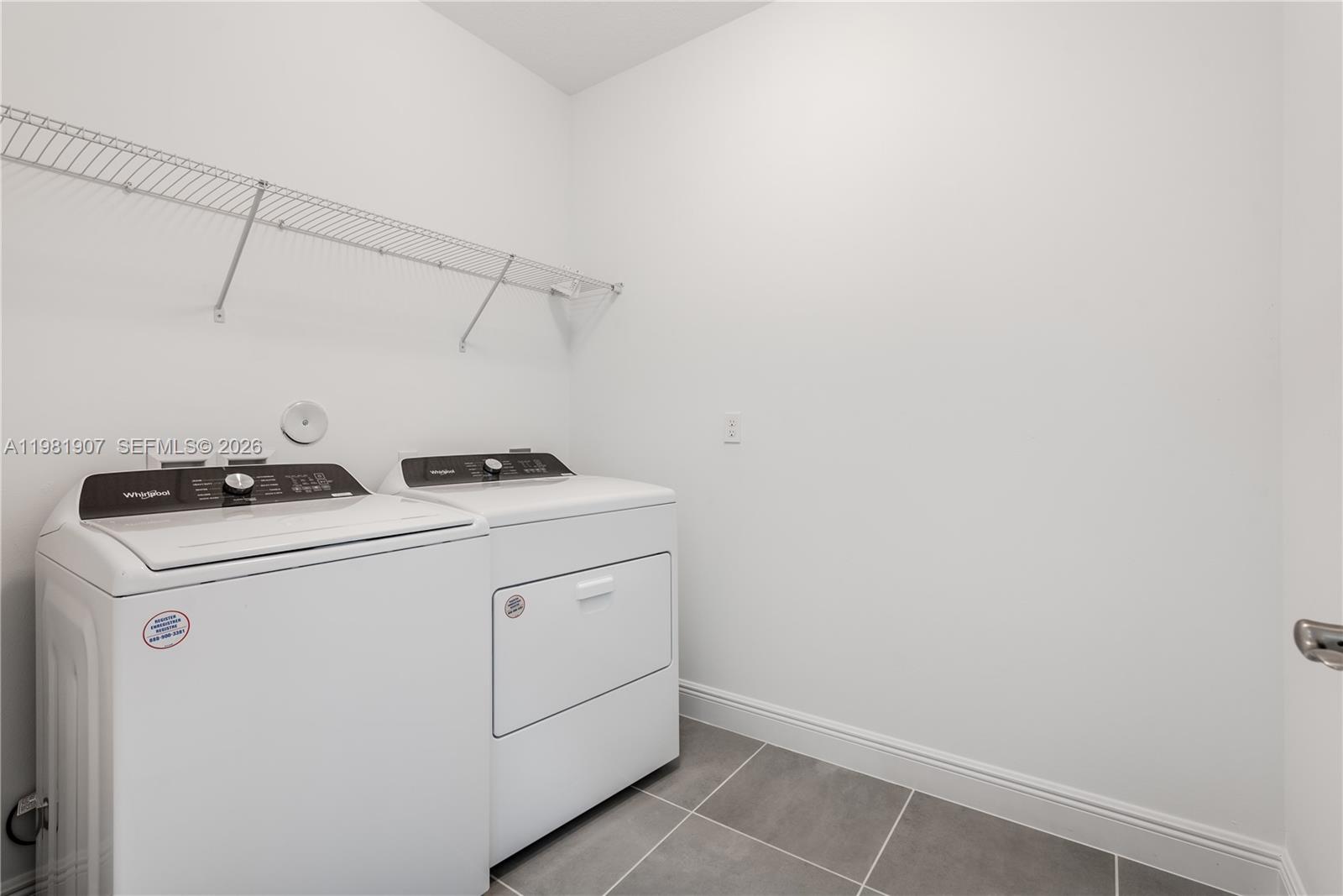 DEERFIELD CROSSING - Residential Lease