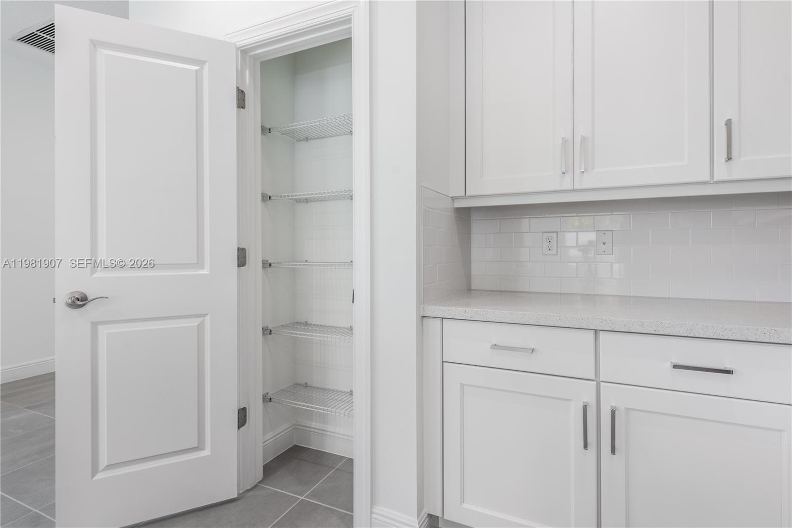 DEERFIELD CROSSING - Residential Lease