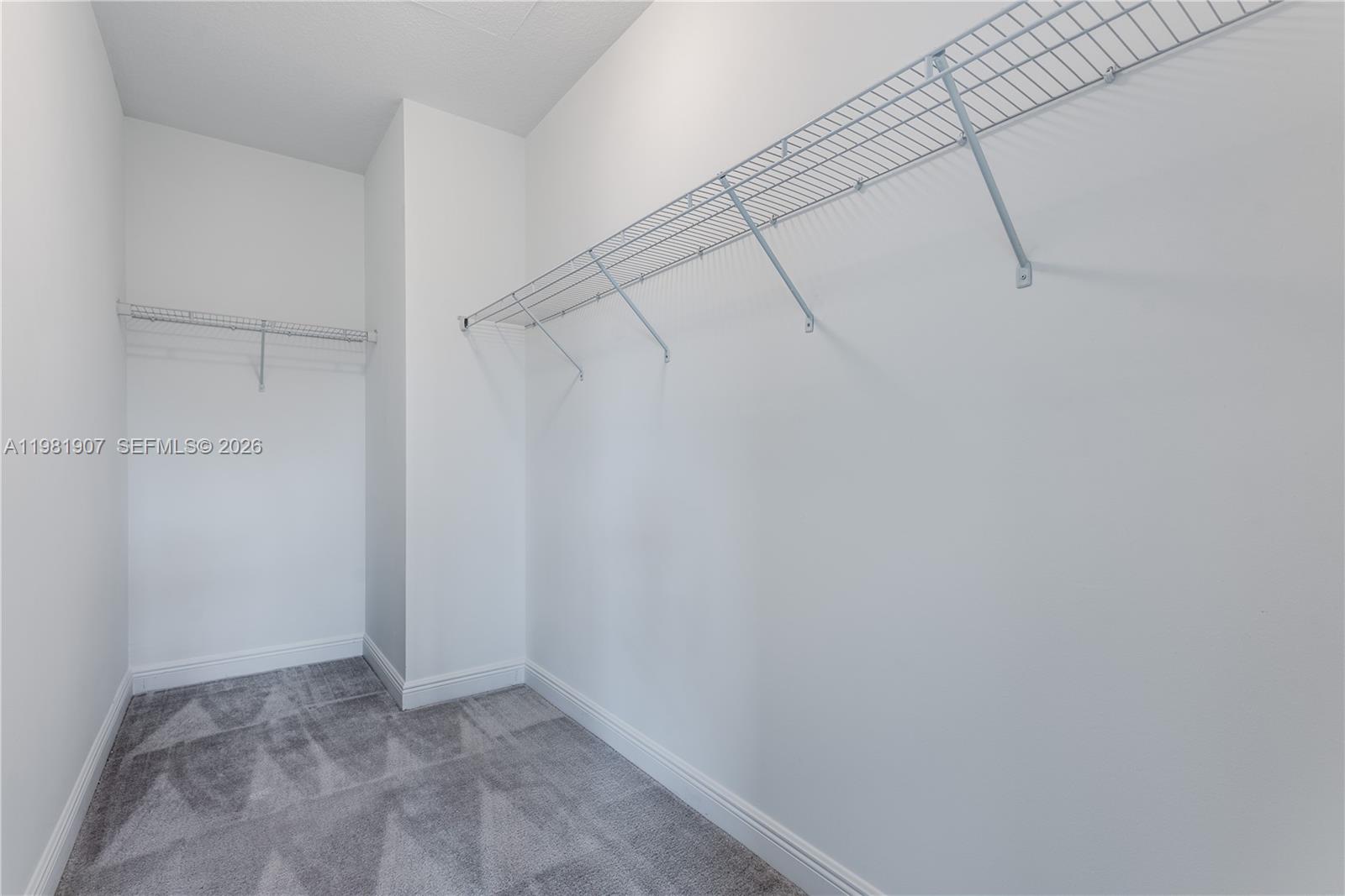 DEERFIELD CROSSING - Residential Lease